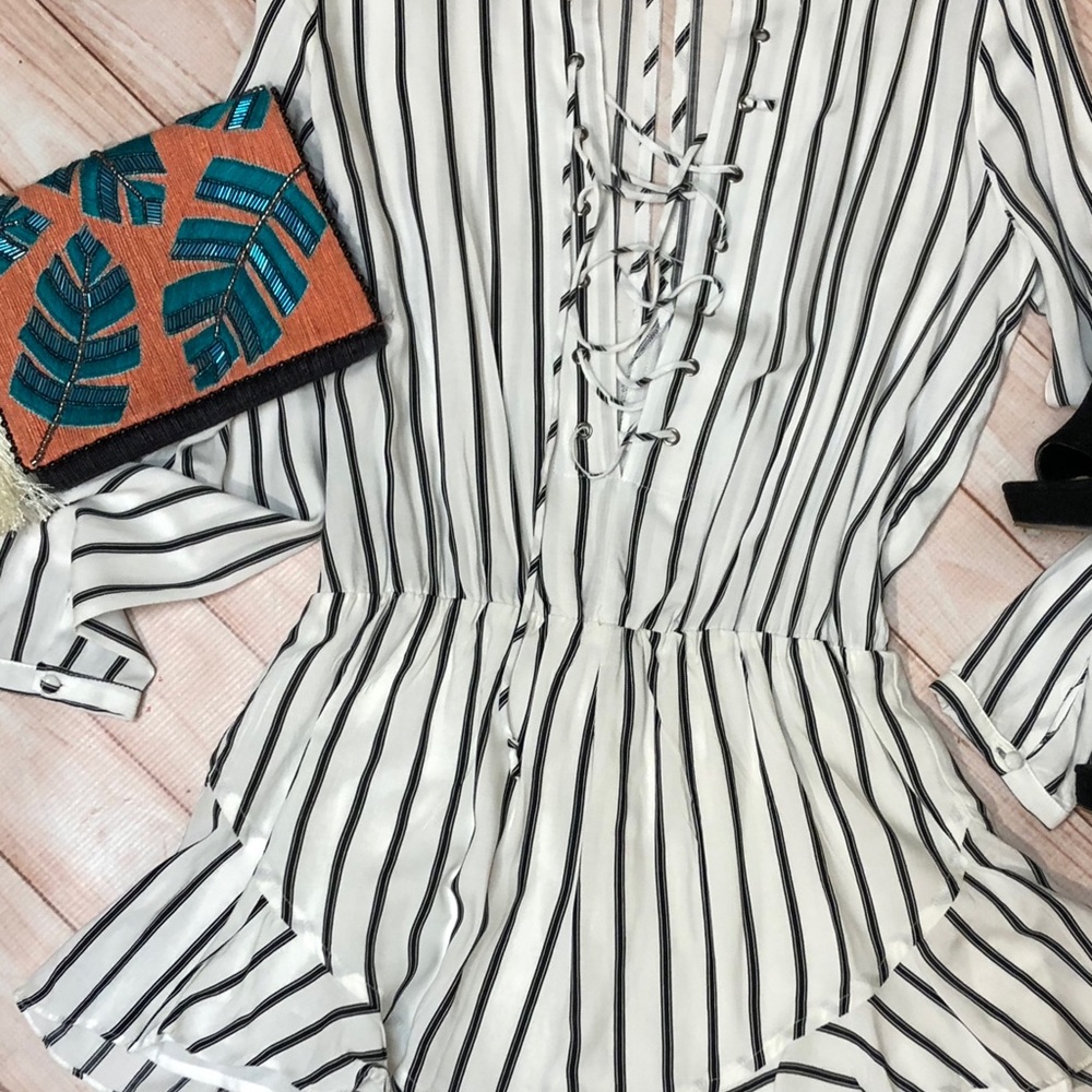 Romper - Picture 2 of 4